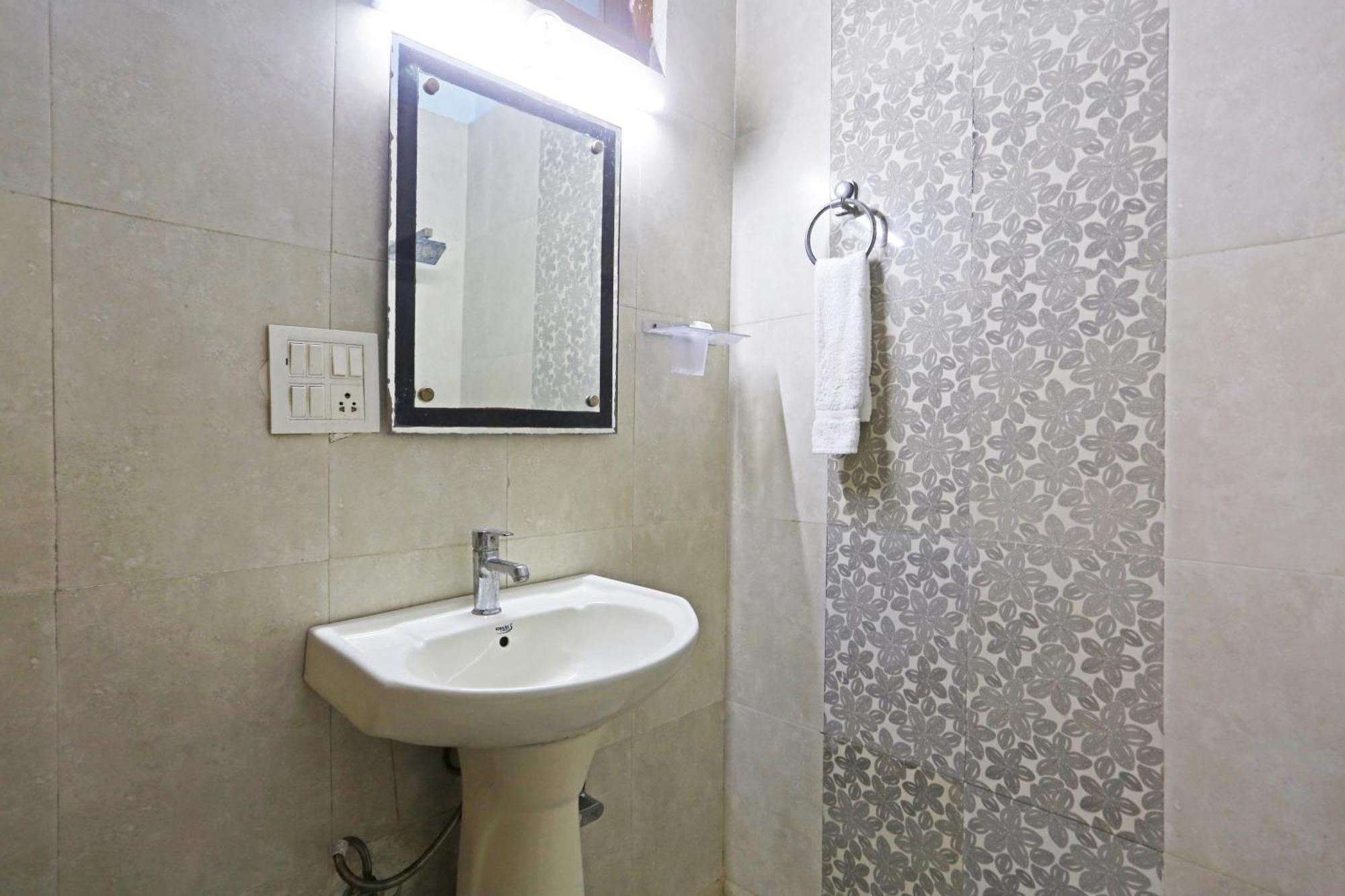 Homestay Angel Grand Residency Greater Noida